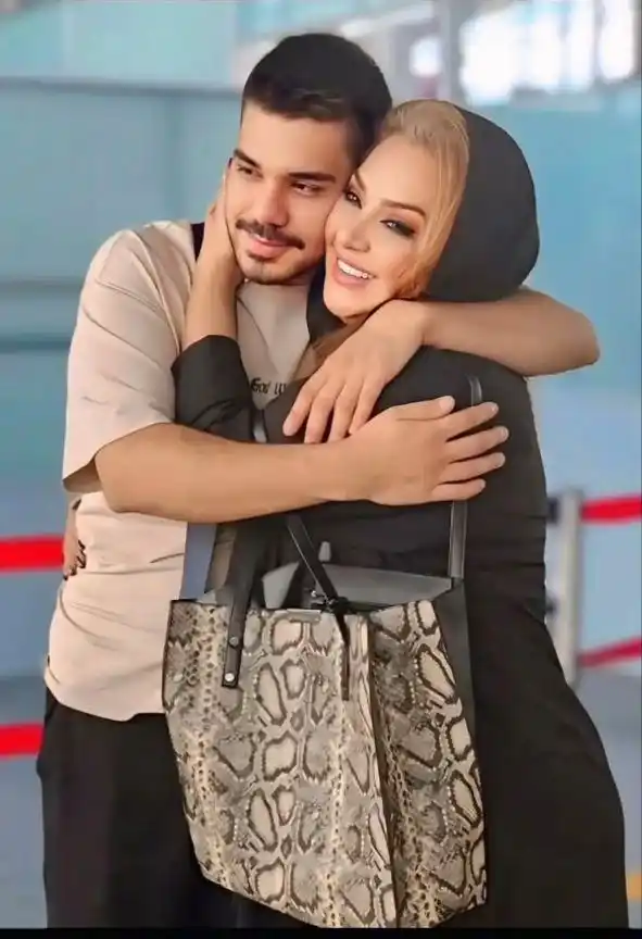 نسرین مغانلو و پسرش
