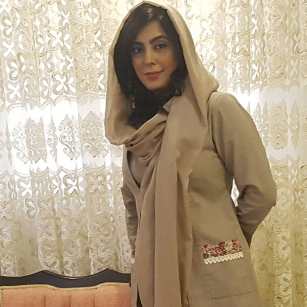 نیلوفرشهیدی